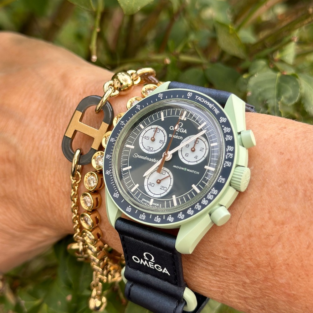 Omega X Swatch Mission on Earth Bioceramic MoonSwatch Collection with Xtra Strap